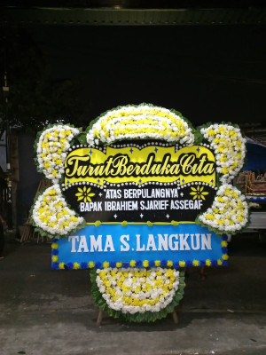 Papan Bunga Duka di Wongkaditi Barat